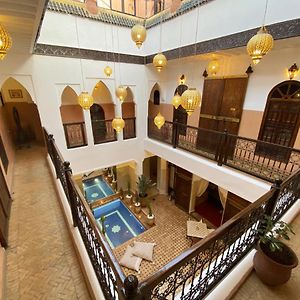 Riad Laora